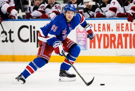 Les Devils l’emportent 3-1 contre les Rangers et égalisent la série 2-2