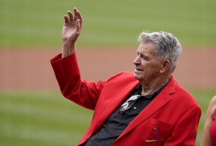 Mike Shannon, ancien joueur et commentateur des Cardinals, est décédé