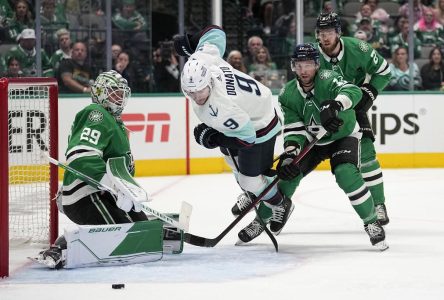 Yanni Gourde donne la victoire au Kraken en prolongation à Dallas, 5-4