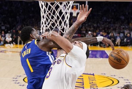 Davis prend les choses en mains et place les Lakers en contrôle de la série contre GS