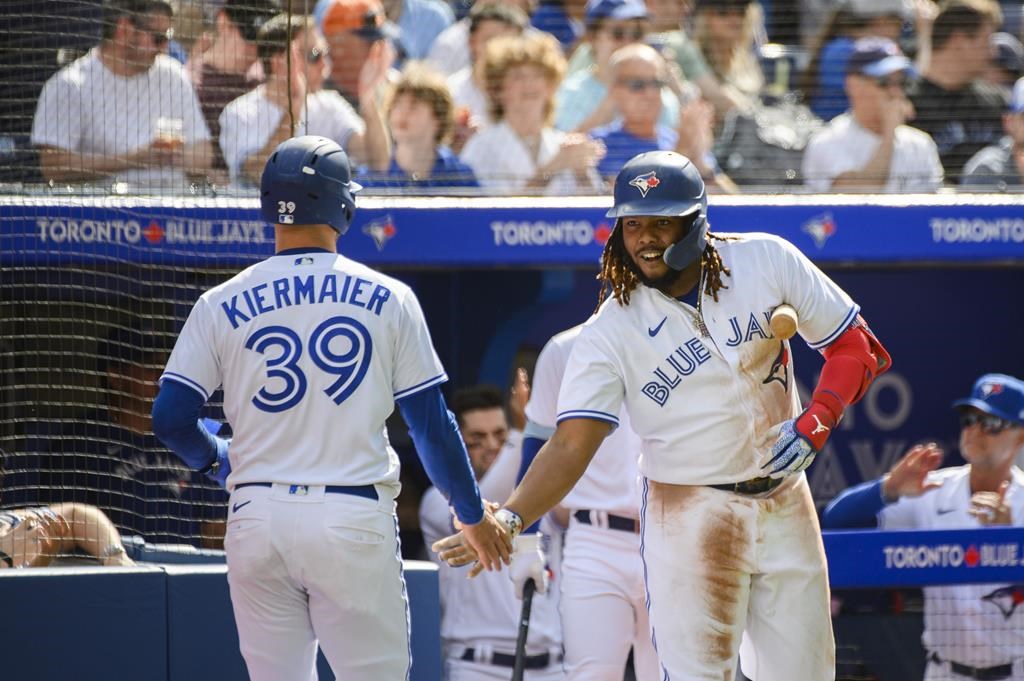 Bichette domine dans un gain de 5-2 des Blue Jays contre les Braves