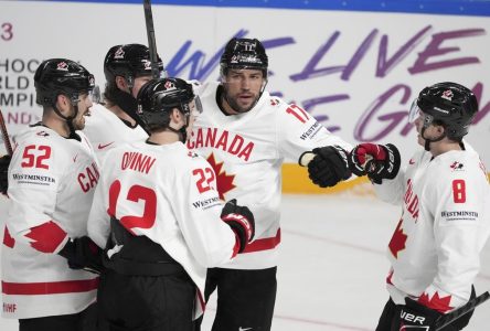 Weegar connaît un autre fort match et le Canada défait la Slovénie 5-2