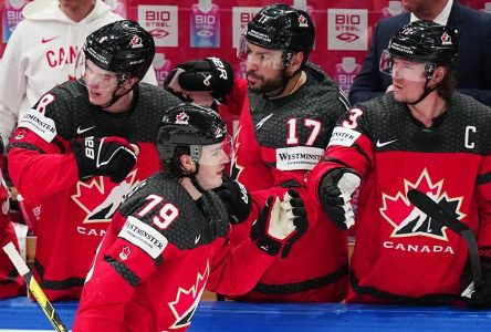 Le Canada bat la Finlande et passe en demi-finale au Championnat mondial de hockey