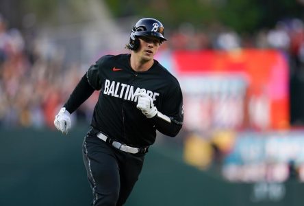 Seager frappe un grand chelem et les Rangers malmènent les Orioles, 12-2