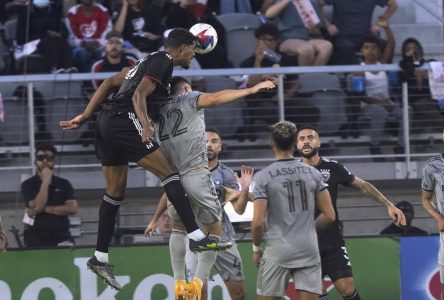 Deux buts rapides aident le CF Montréal à soutirer un match nul de 2-2