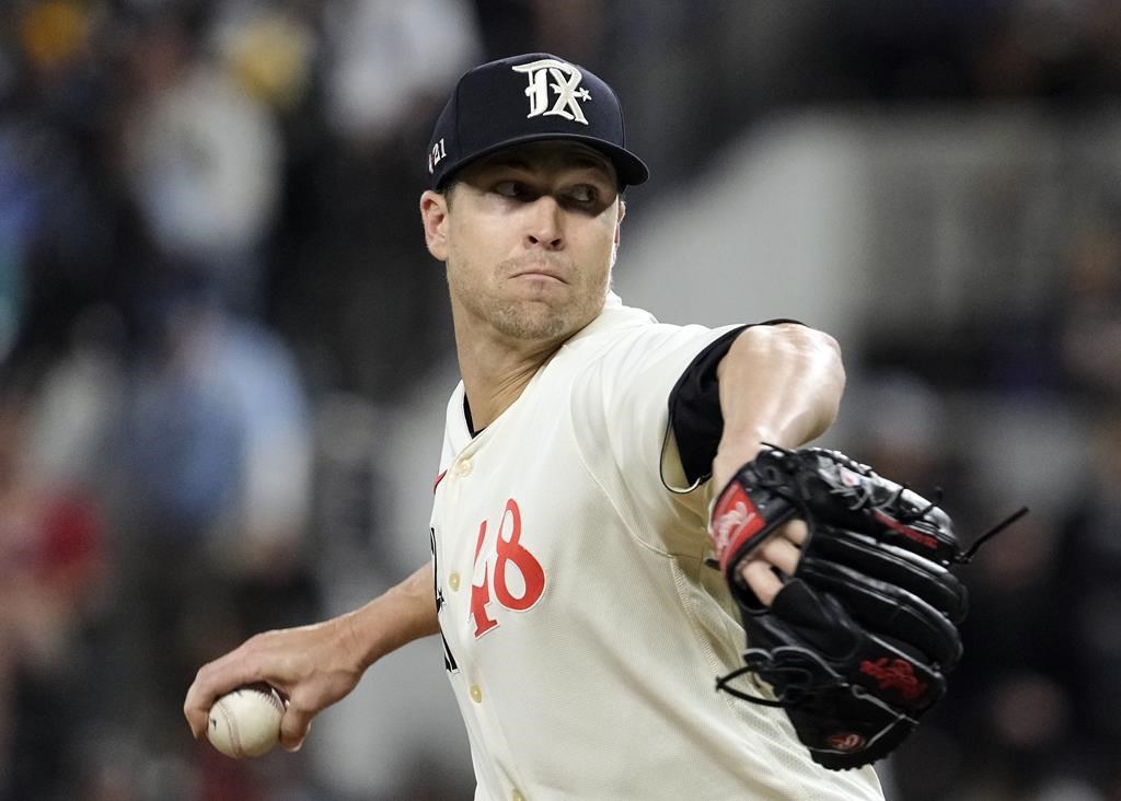 La saison de l’as lanceur des Rangers du Texas Jacob deGrom est terminée