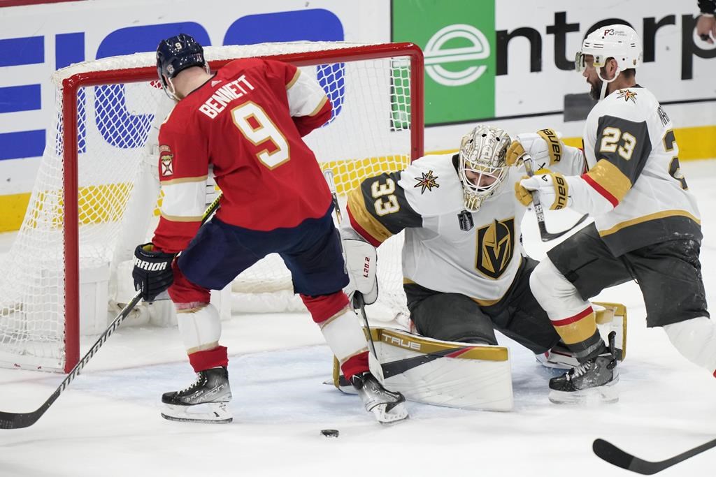 Grâce aux arrêts d’Adin Hill, les Golden Knights sont en position de force