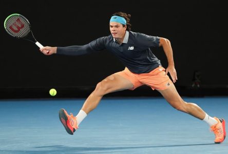 Raonic bat Kecmanovic en deux manches et gagne un 1er tournoi de l’ATP depuis 2021