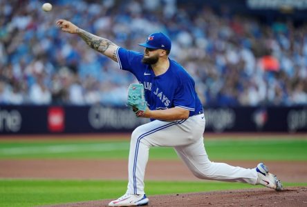 Alek Manoah obtient le départ et les Blue Jays écrasent les Tigers 12-2