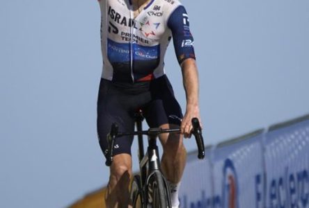 Le Canadien Michael Woods remporte la neuvième étape du Tour de France