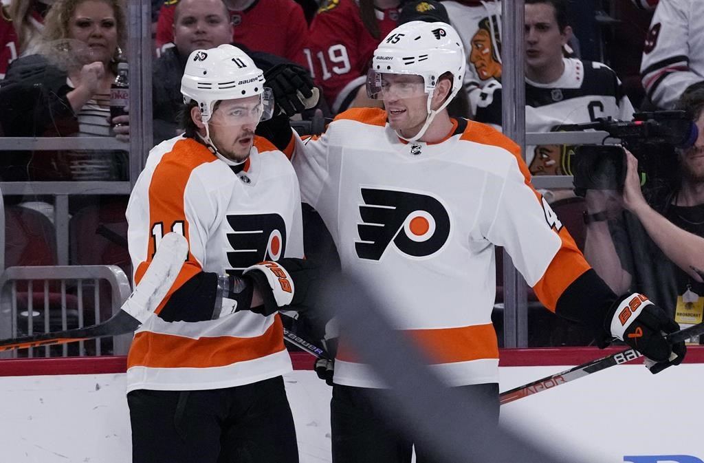 Les Flyers s’entendent sur un contrat de deux saisons avec le défenseur Cam York