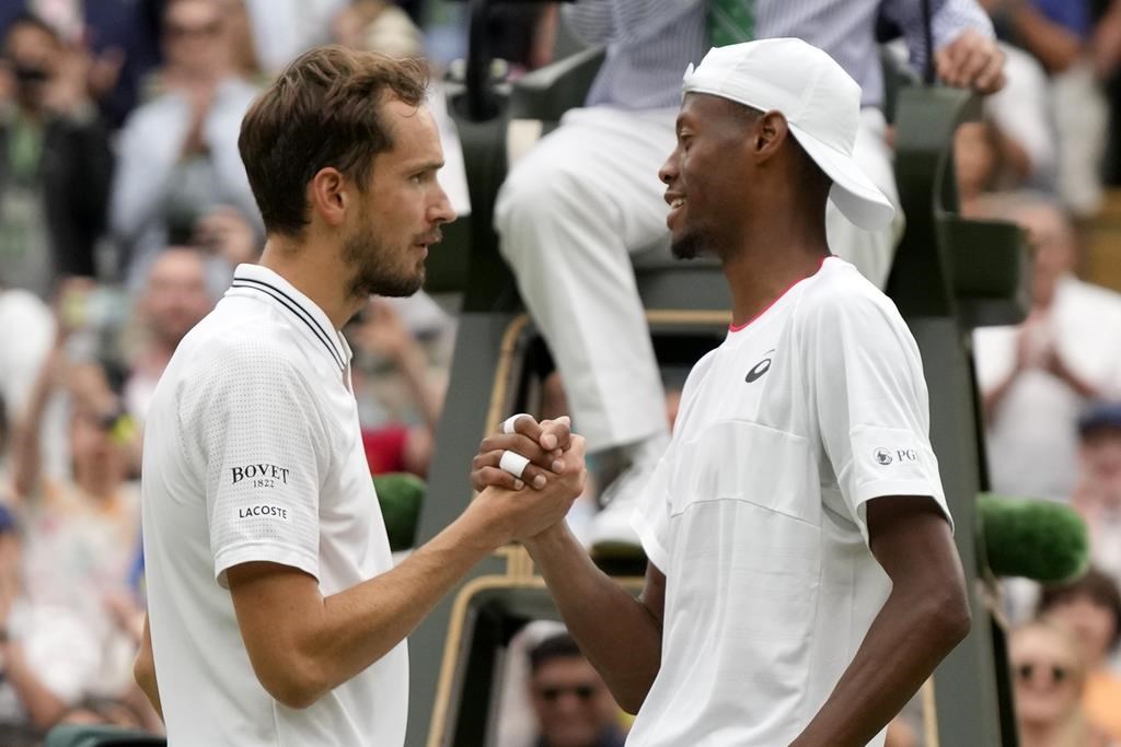 Daniil Medvedev et Carlos Alcaraz ont rendez-vous en demi-finale à Wimbledon