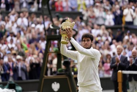 Carlos Alcaraz gagne son premier match depuis son titre au tournoi de Wimbledon