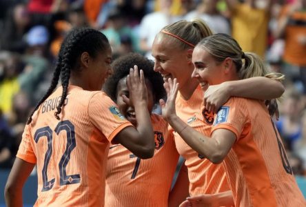 Les Pays-Bas battent l’Afrique du Sud 2-0 et accèdent aux quarts de finale