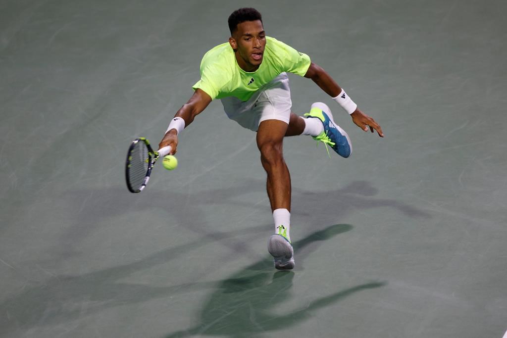 Félix Auger-Aliassime perd, une 1re victoire pour Diallo à Toronto