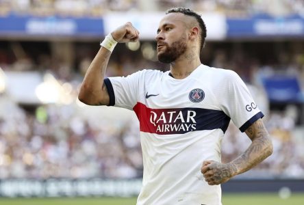 Neymar rejoint officiellement l’Al-Hilal après six saisons avec le PSG