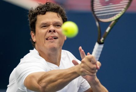 Milos Raonic est éliminé à l’Omnium Banque Nationale, Alcaraz au tour suivant