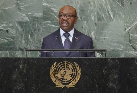 Gabon: coup d’État militaire et assignation à résidence du président réélu Ali Bongo