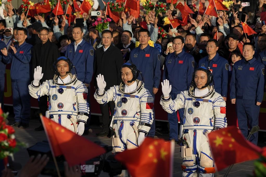 La Chine a envoyé son plus jeune équipage d’astronautes en orbite