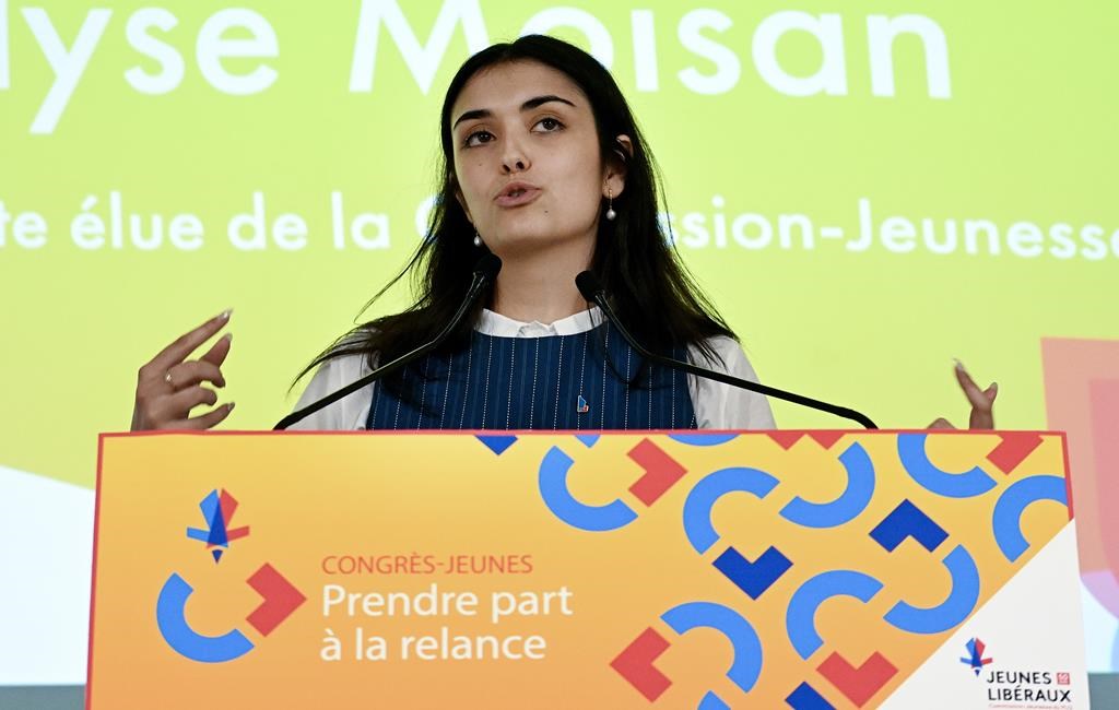 La présidente de l’aile jeunesse du PLQ, Élyse Moisan, annonce sa démission