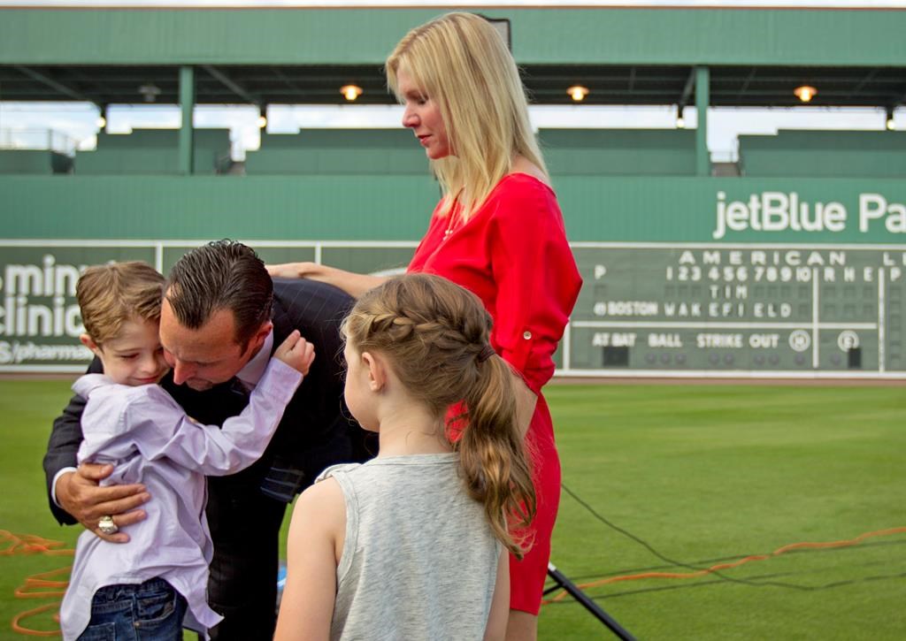 Décès de Stacy Wakefield moins de cinq mois après son mari, Tim Wakefield