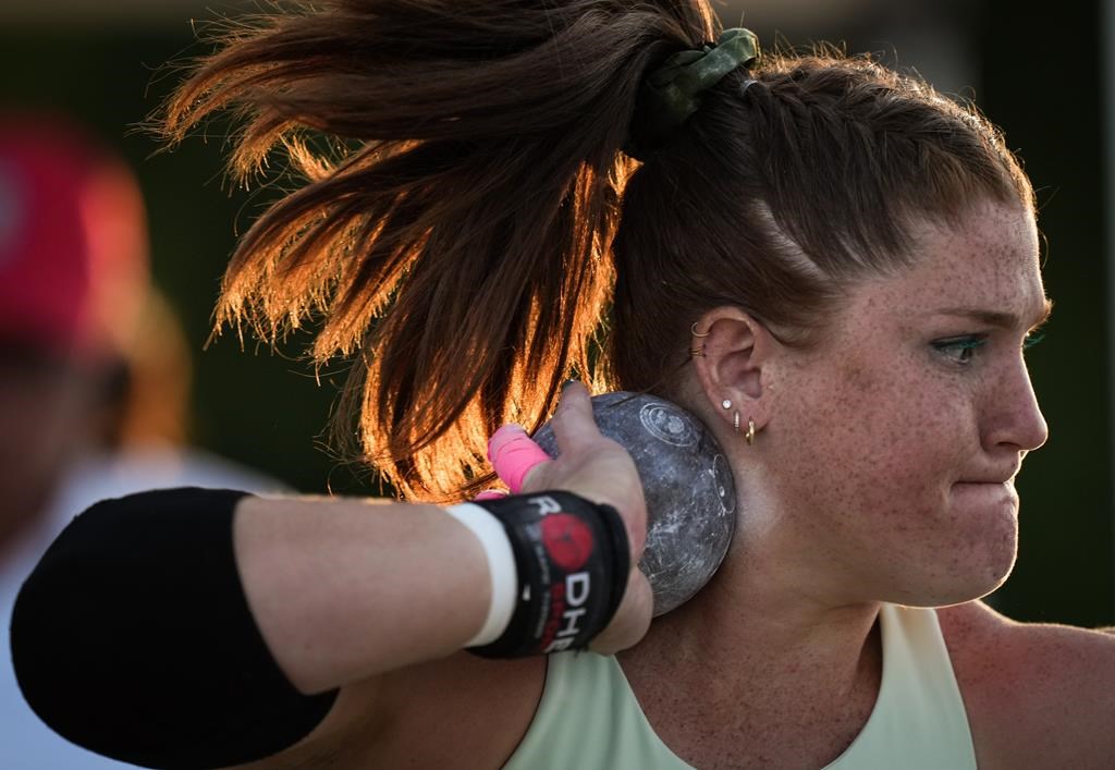 Une médaille d’or pour la Néo-Écossaise Sarah Mitton, au lancer du poids