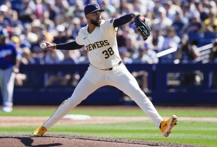 Les Brewers entreprendront leur saison sans leur releveur no 1 Devin Williams