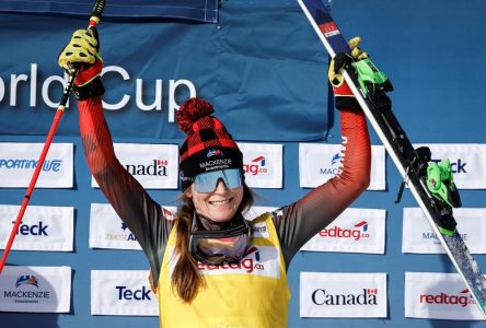 Brittany Phelan, de Mont-Tremblant, mérite l’Or à la Coupe du monde de ski cross