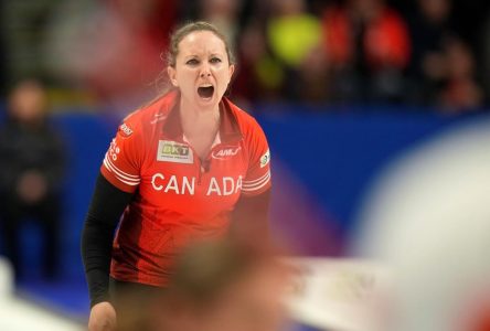 Rachel Homan défait Silvana Tirinzoni 7-5 et remporte l’or aux Mondiaux de curling