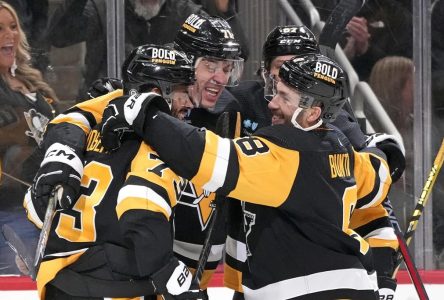 Bunting réussit le but clé pour les Penguins, victorieux 5-4 devant le Lightning