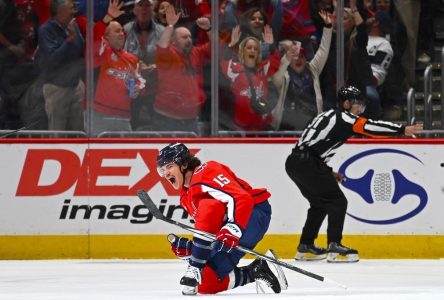 Les Capitals demeurent dans la course avec un gain de 4-2 contre le Lightning