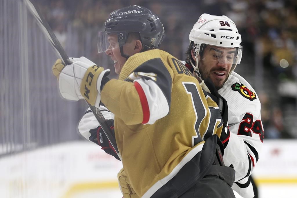 Les Golden Knights défont les Blackhawks 3-1 et prennent le 3e rang de leur division