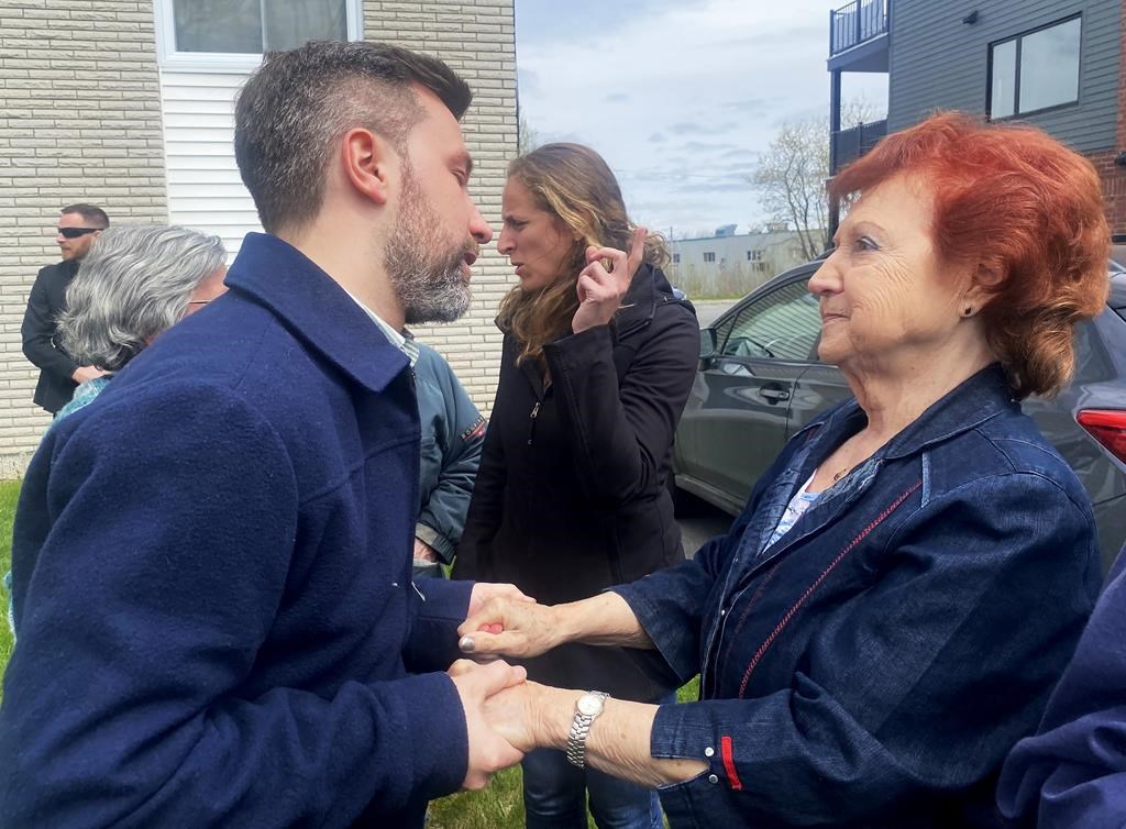 «Rénovictions» à Granby: Québec solidaire se porte à la défense de personnes âgées