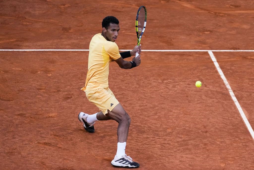 Auger-Aliassime en finale à Madrid, via forfait – son rival sera Rublev