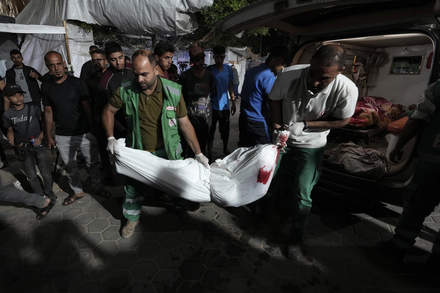 Une frappe aérienne israélienne sur la ville de Rafah aurait fait 35 victimes