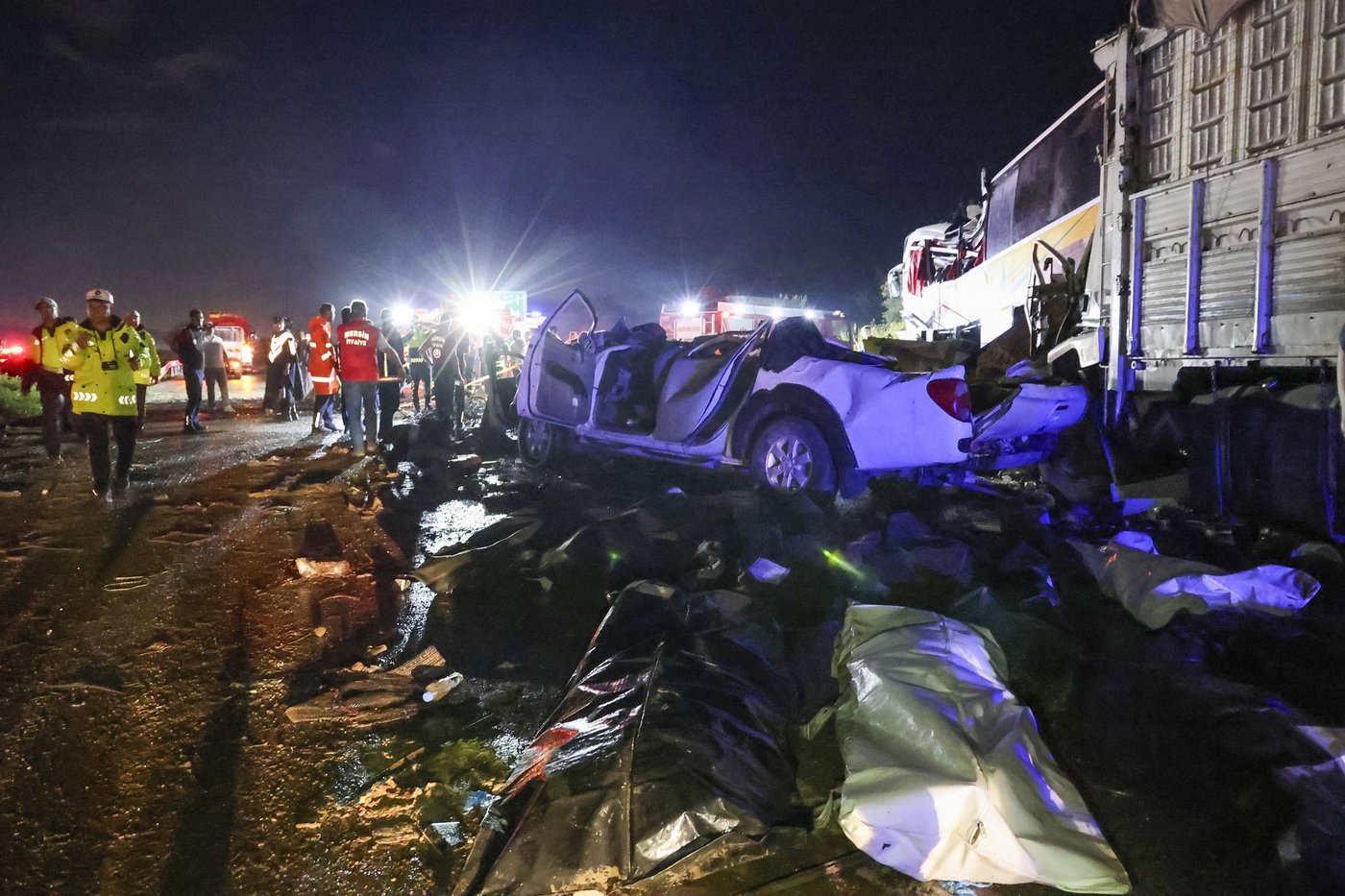 Dix personnes perdent la vie dans un accident d’autobus en Turquie