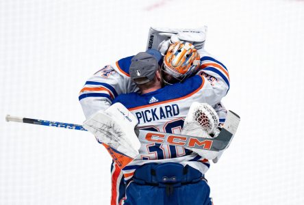 Deux ans de plus pour le gardien Calvin Pickard à Edmonton