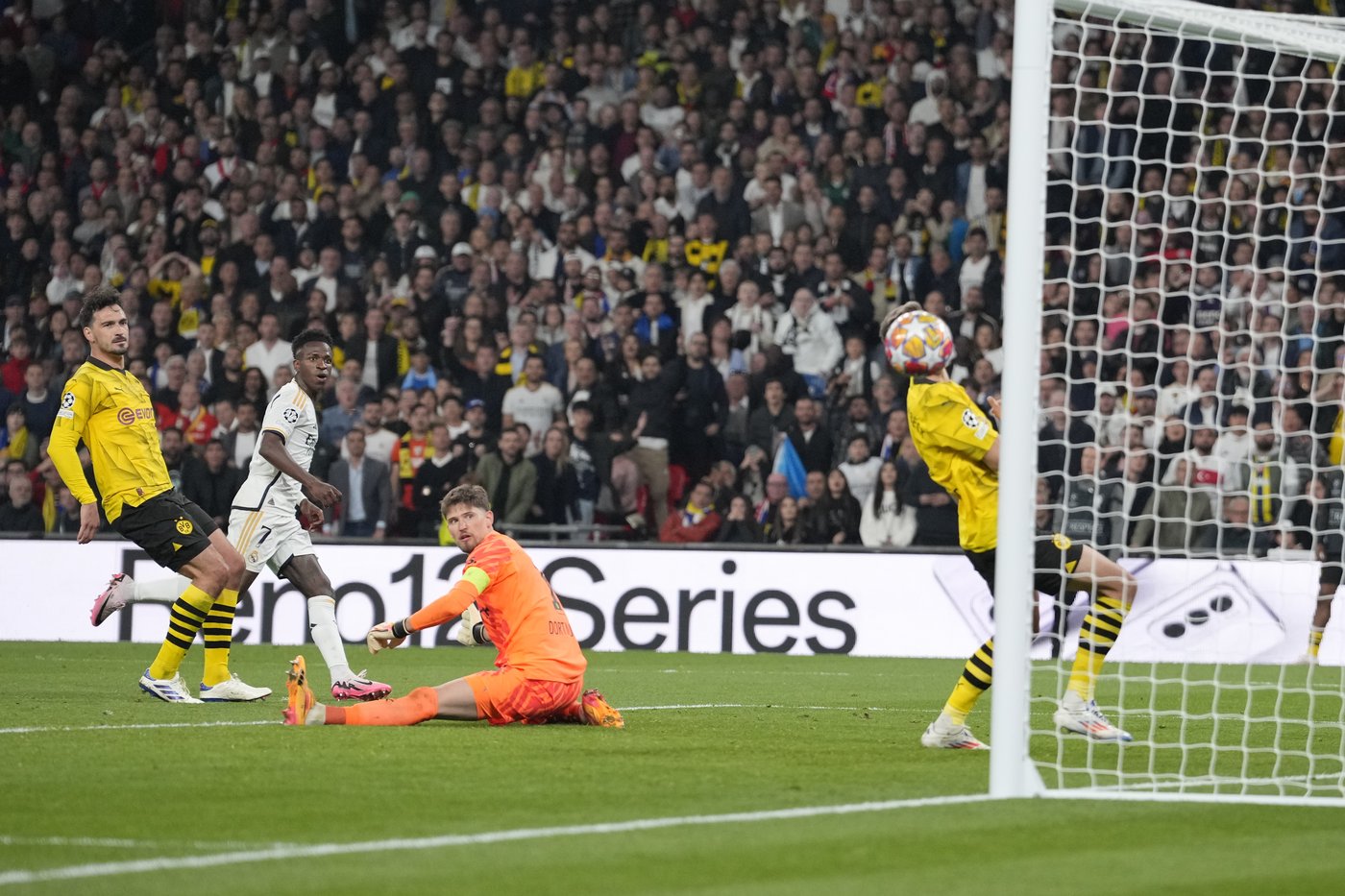 Le Real Madrid remporte la Ligue des Champions grâce à une victoire de 2-0