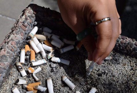 Ottawa ne compte pas modifier la loi sur le tabac pourtant critiquée par un rapport