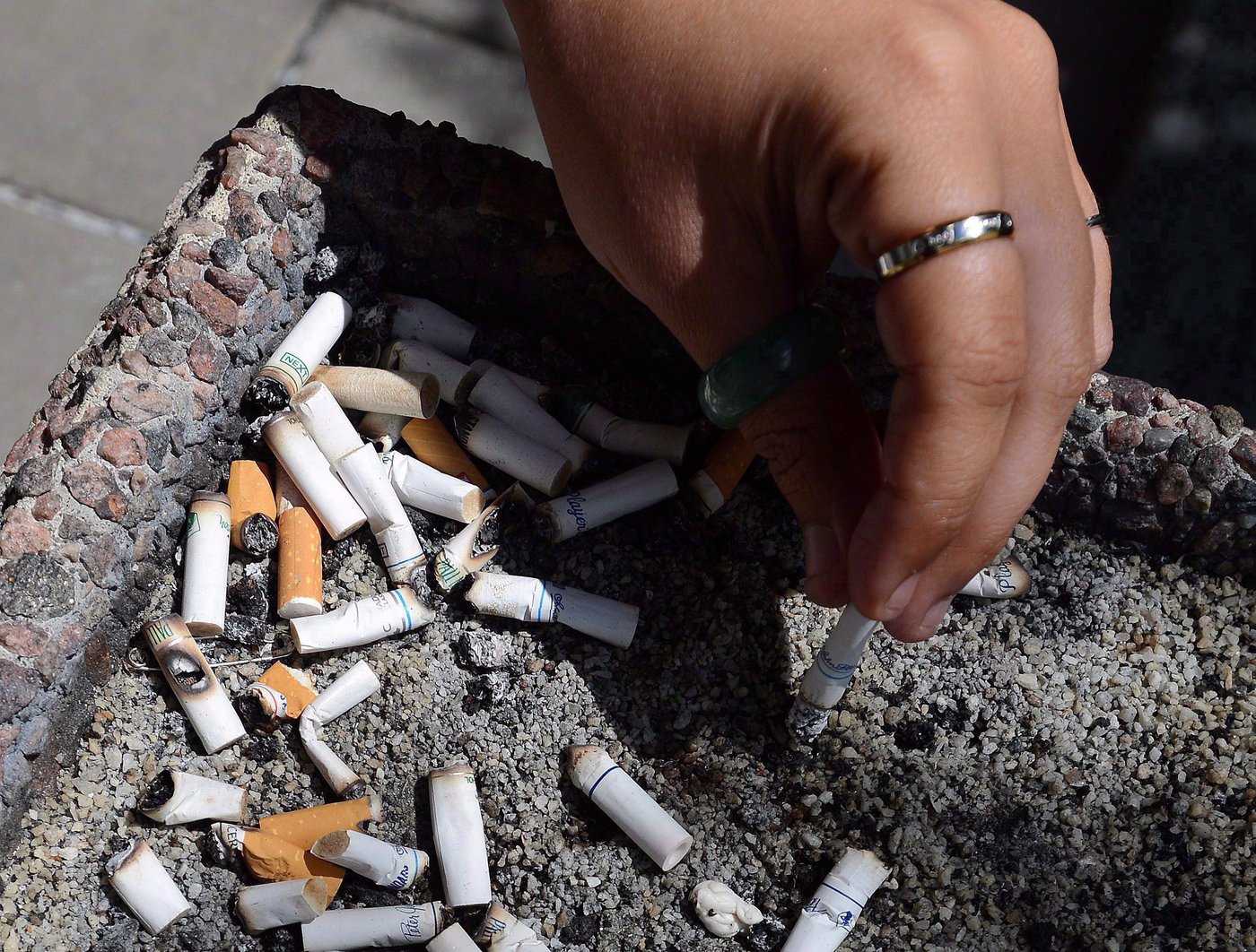 Ottawa ne compte pas modifier la loi sur le tabac pourtant critiquée par un rapport