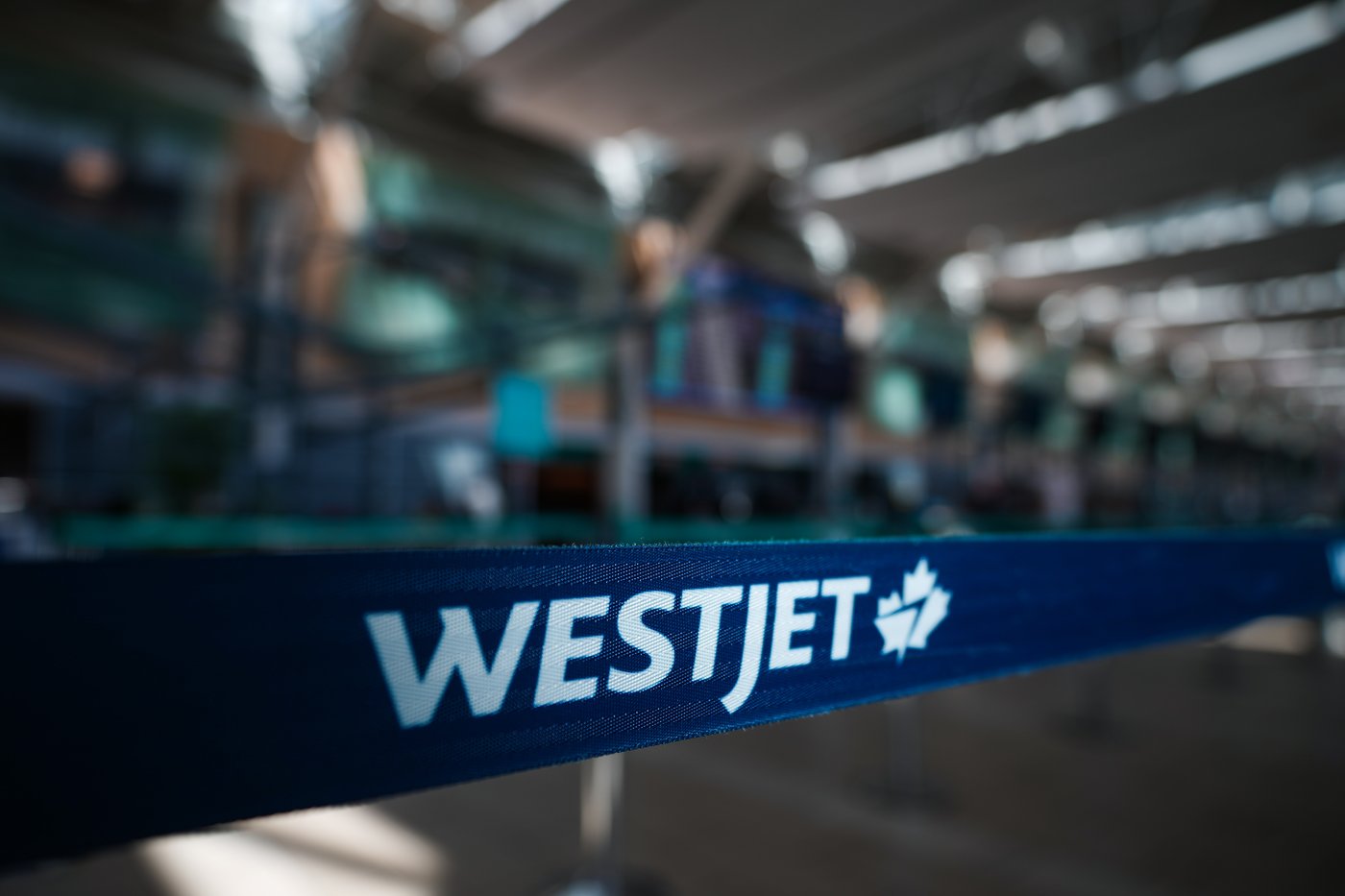 WestJet annule au moins 150 vols à la suite d’une grève surprise des mécaniciens