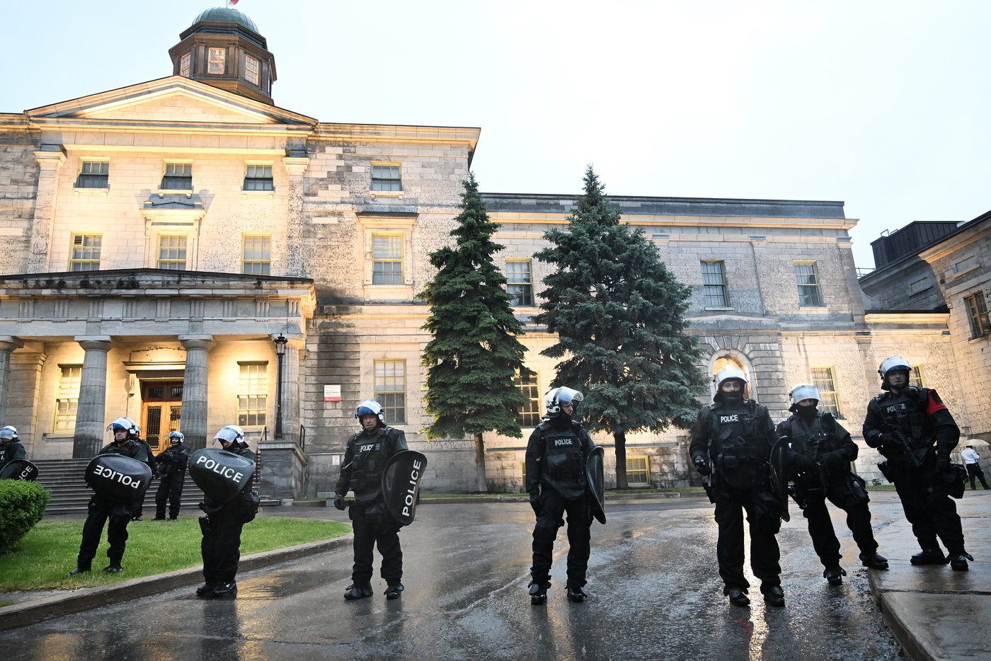 Occupation de l’Université McGill: quinze manifestants arrêtés par le SPVM