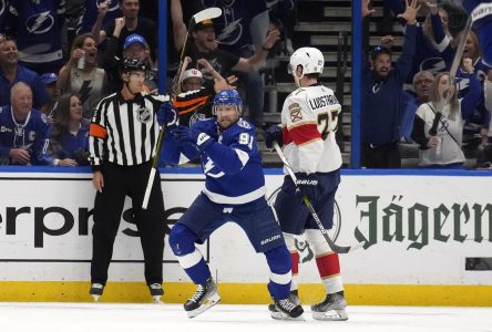 Guentzel, Reinhart et Stamkos sont au sommet de la liste des joueurs autonomes