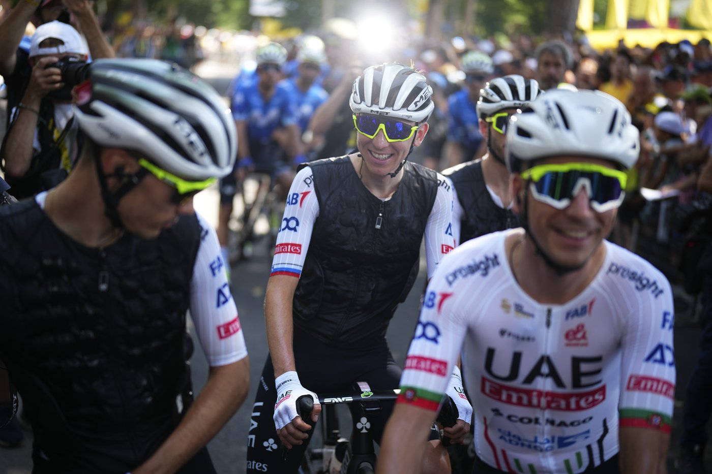 Tadej Pogacar s’empare du maillot jaune après la deuxième étape du Tour de France