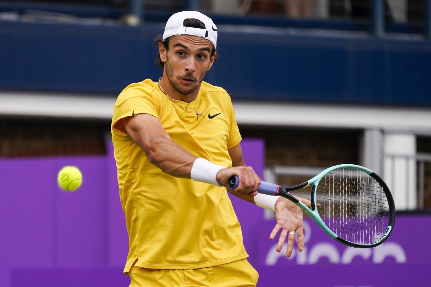 Lorenzo Musetti affrontera Tommy Paul en finale au Queen’s Club