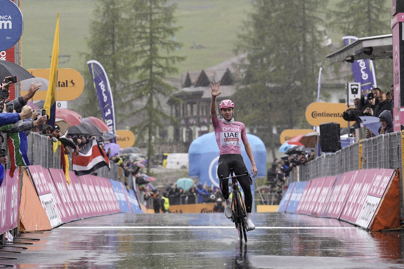 Vingegaard et Pogacar relancent leur rivalité au Tour de France