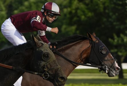 Dornoch résiste à Mainframe et remporte le 1er Belmont présenté à Saratoga Springs