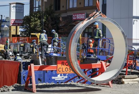 Calgary: l’artère routière au-dessus de la conduite d’eau qui a brisé va rouvrir