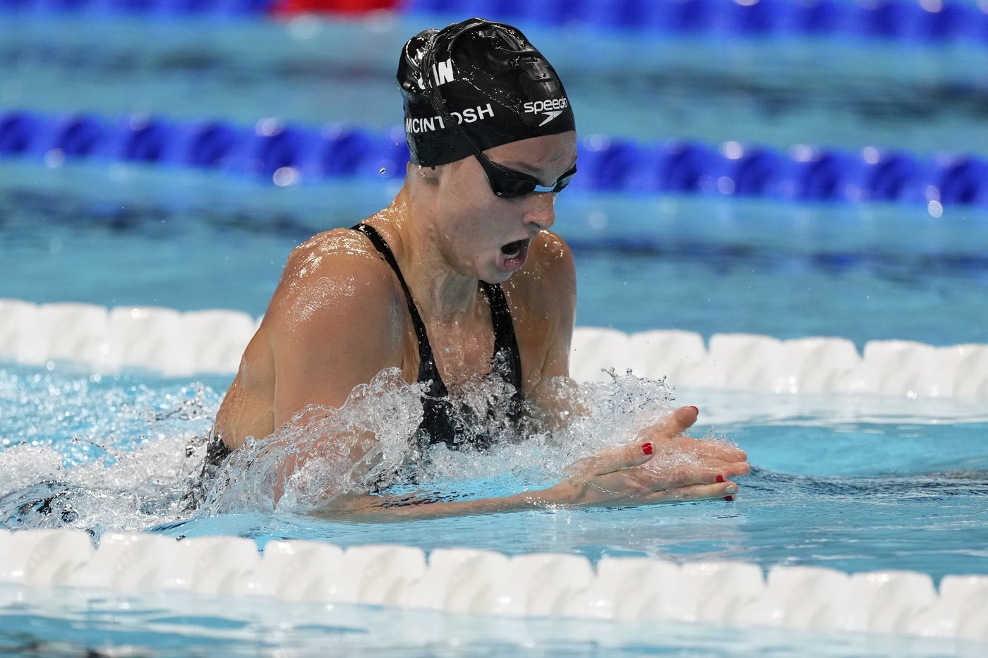 La nageuse Summer McIntosh gagne une 2e médaille aux Jeux de Paris