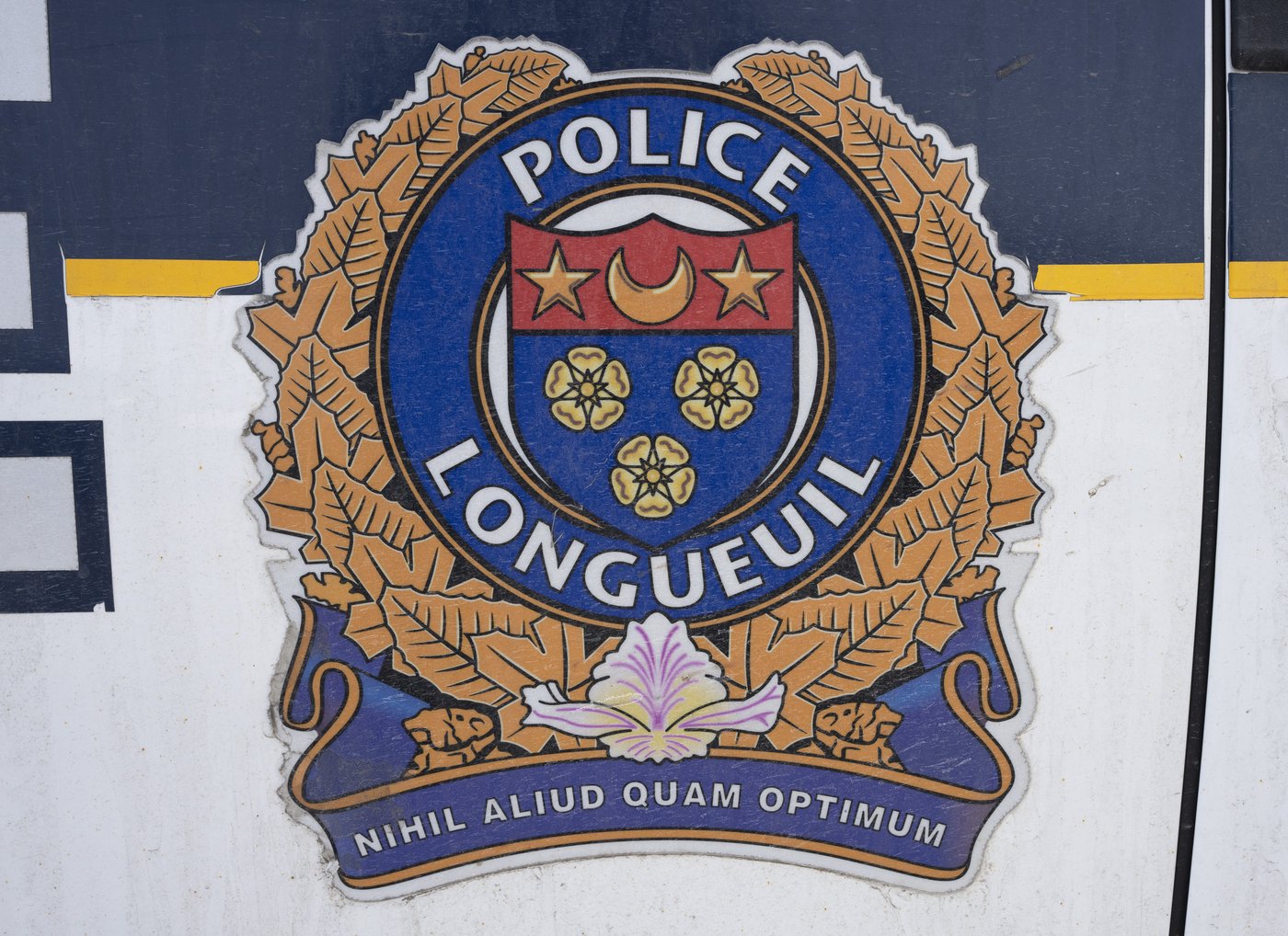 Un piéton percuté par un véhicule a été blessé gravement à Longueuil